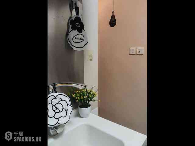 Causeway Bay - Malahon Apartments 09
