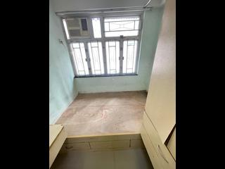 Sheung Wan - 62-64, Queen's Road West 03