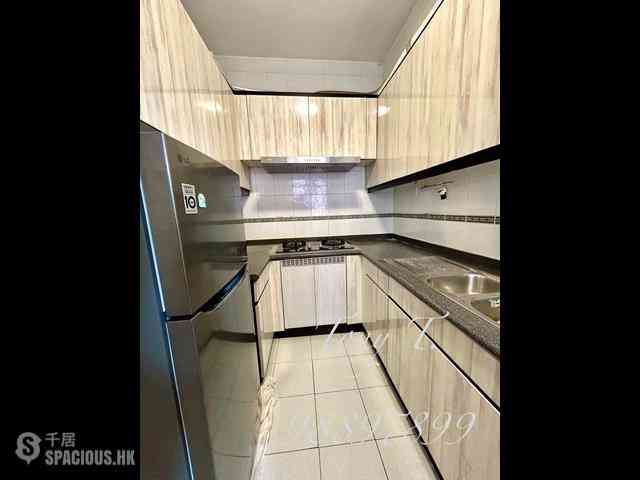 Mid Levels Central - Hillsborough Court Block 2 08