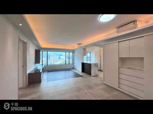 West Kowloon - Sorrento Phase 2 Block 1 01