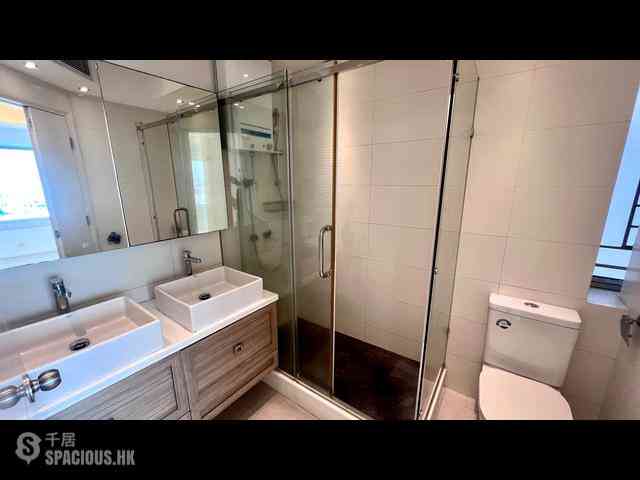 West Kowloon - Sorrento Phase 2 Block 1 03