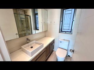 West Kowloon - Sorrento Phase 2 Block 1 06