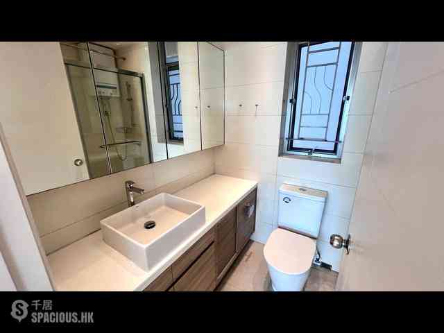 West Kowloon - Sorrento Phase 2 Block 1 06