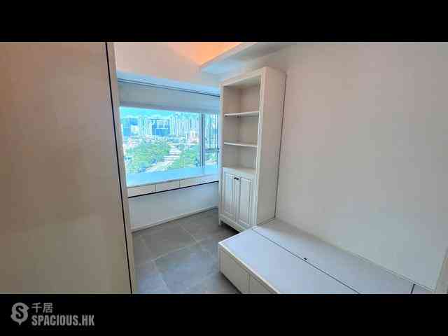 West Kowloon - Sorrento Phase 2 Block 1 08