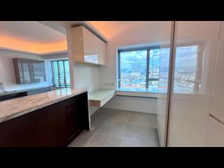 West Kowloon - Sorrento Phase 2 Block 1 05