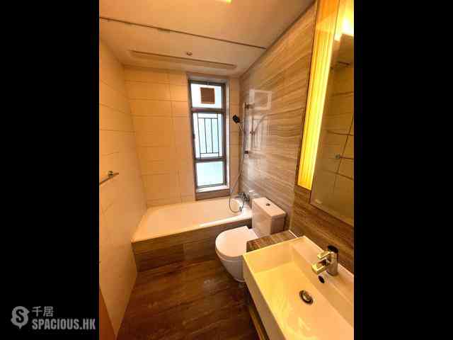 Sai Ying Pun - Island Crest 10