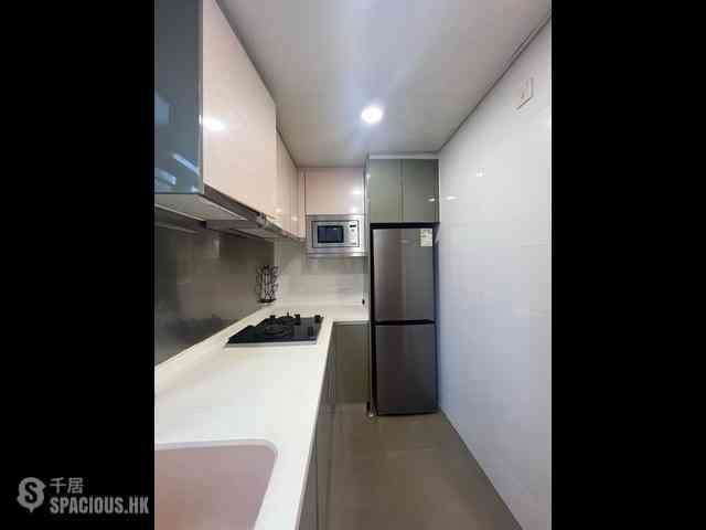 Sai Ying Pun - Island Crest 11