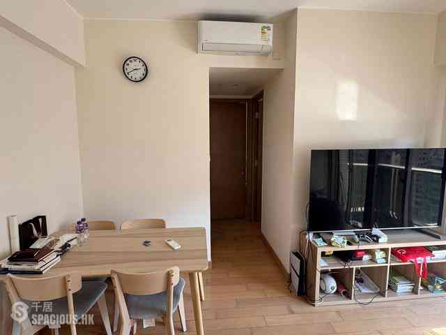 Sai Ying Pun - Island Crest 02