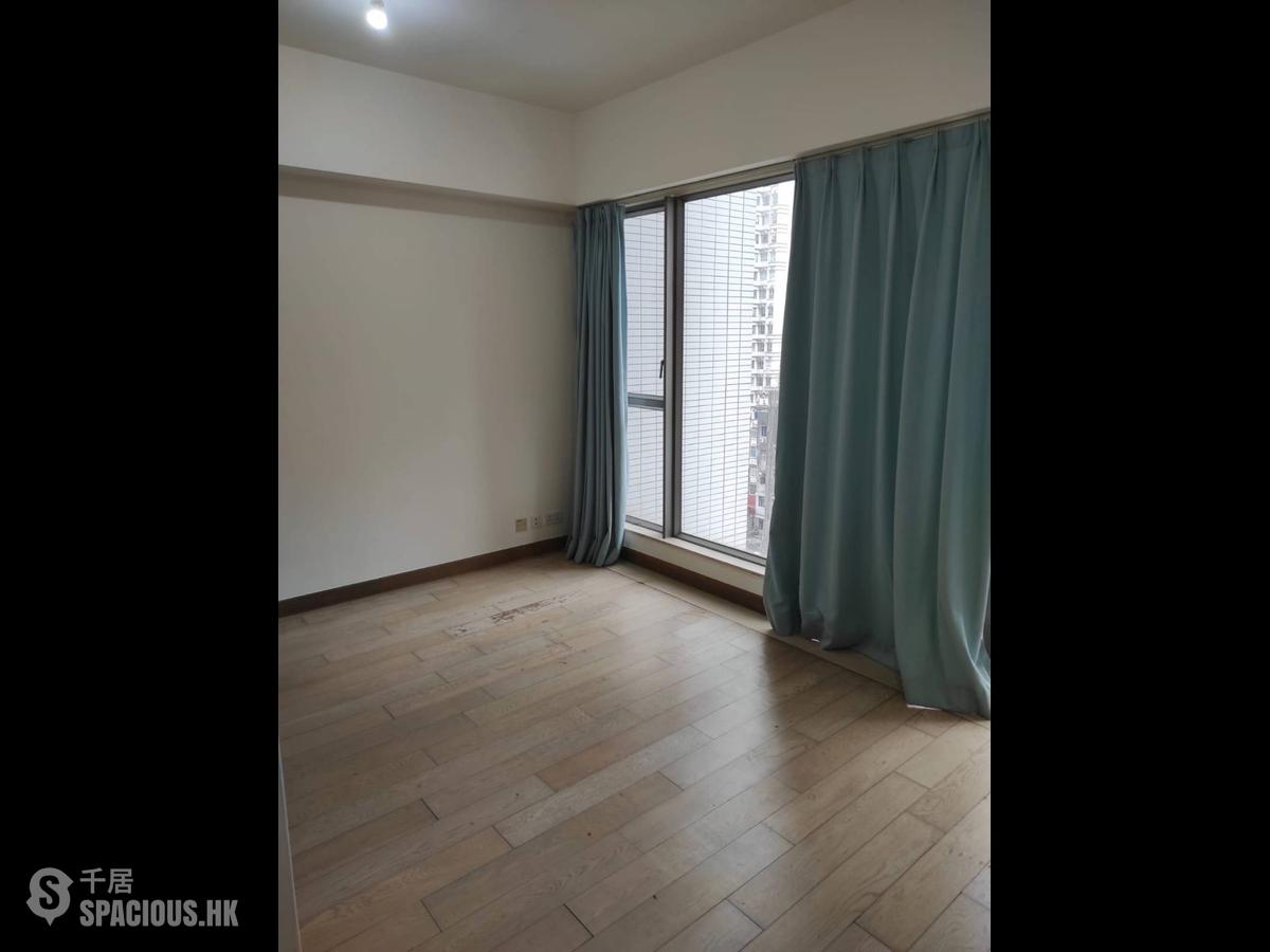 Sai Ying Pun - Island Crest 01