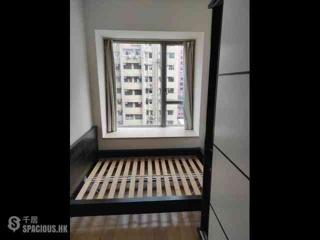 Sai Ying Pun - Island Crest 03