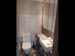 Sai Ying Pun - Island Crest 04