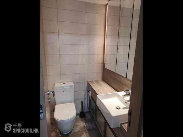 Sai Ying Pun - Island Crest 04