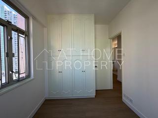 Sai Ying Pun - Golden Phoenix Court 05