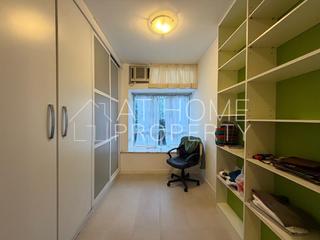 Shek Tong Tsui - Fortune Villa 05