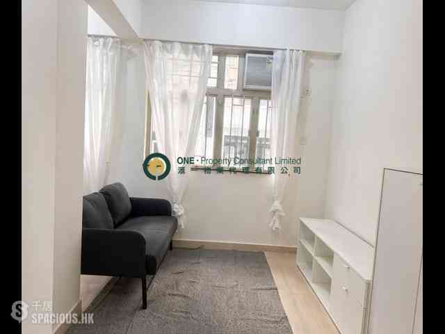 Sai Ying Pun - 21-25, Third Street 01