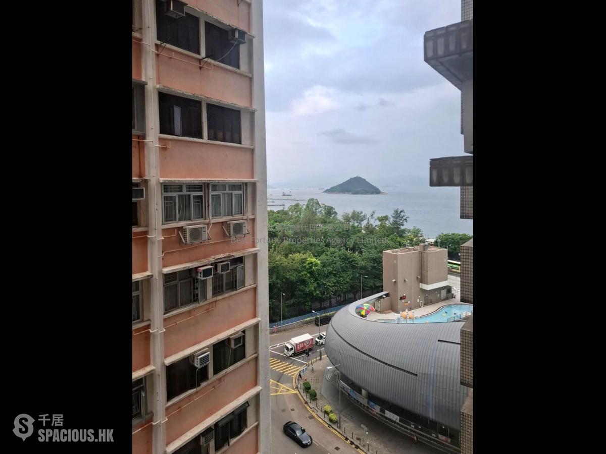 Shek Tong Tsui - Yick Fung Garden 01