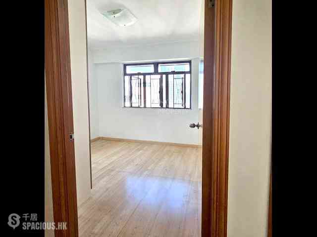 Sai Ying Pun - True Light Building 06