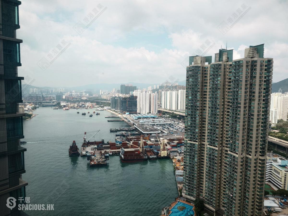Tai Kok Tsui - The Long Beach 01