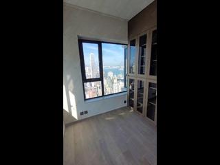 Mid Levels Central - Vantage Park Block 1 04