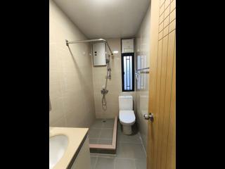 Causeway Bay - Kin Ga Building 09