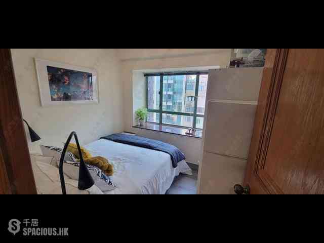 Mid Levels Central - Goldwin Heights 03