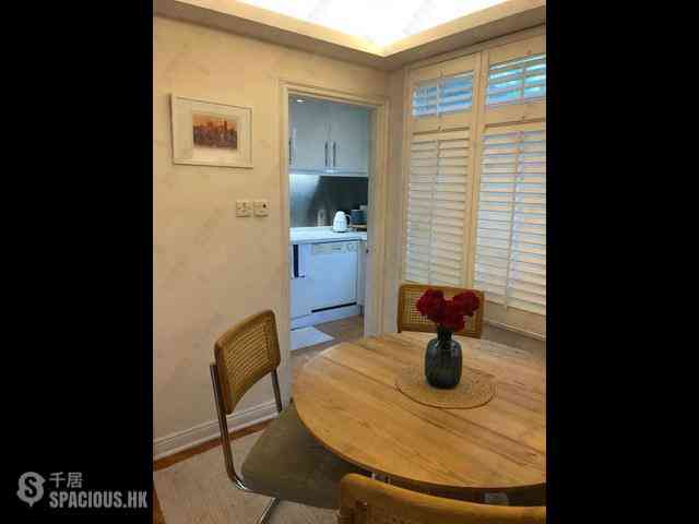 Mid Levels Central - Goldwin Heights 05