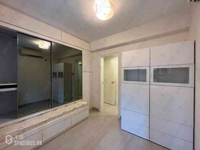 Mid Levels Central - Goldwin Heights 01