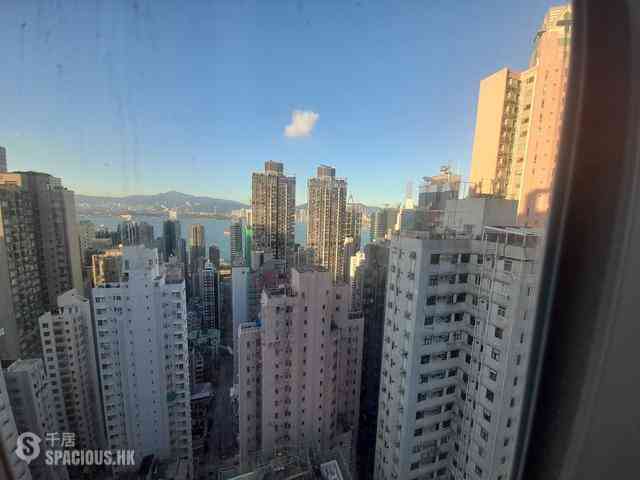 Sai Ying Pun - Golden Phoenix Court 01