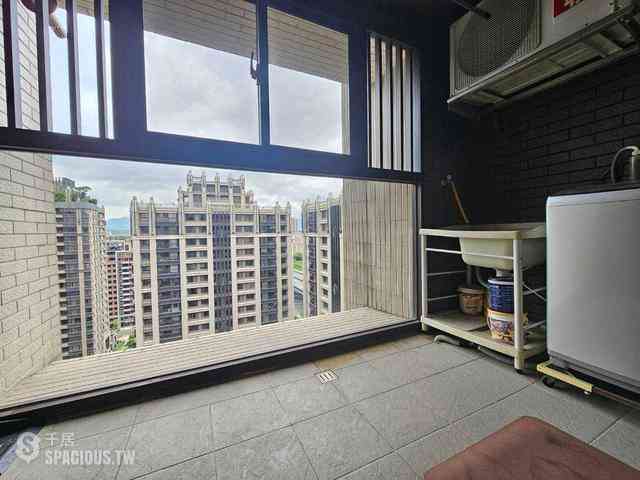 泰山区 - 243台湾新北市泰山區義仁里信華六街XX號 02
