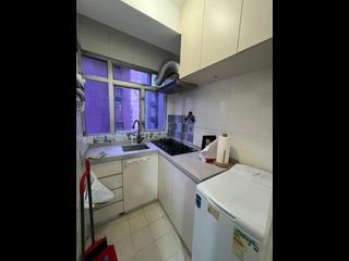 Sai Ying Pun - Fung Yat Building 02
