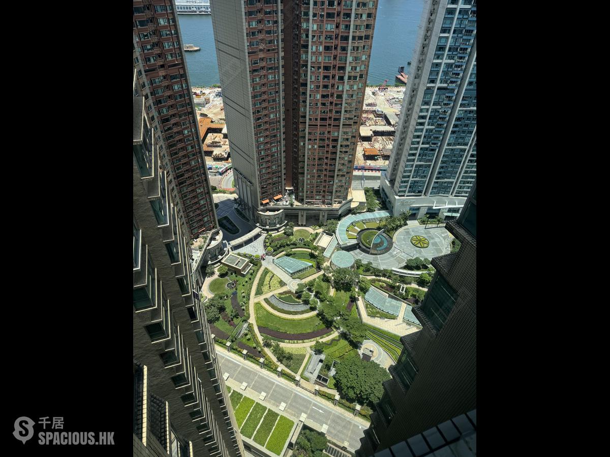 West Kowloon - The Waterfront 01