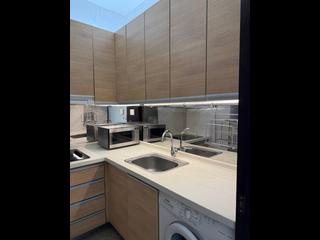 Hung Hom - The Metropolis Residence 05