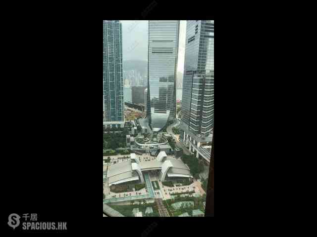 West Kowloon - Sorrento 01