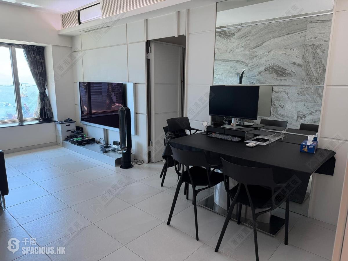 West Kowloon - Sorrento 01