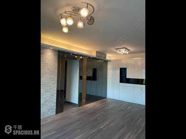 West Kowloon - Sorrento 13