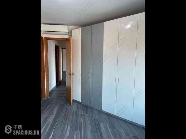 West Kowloon - Sorrento 14