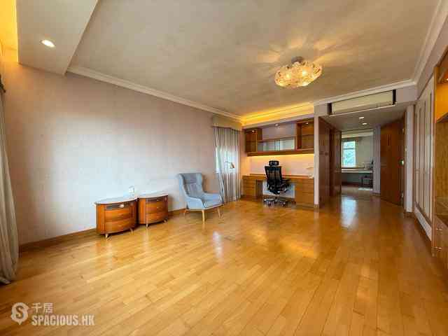Mid Levels West - Piccadilly Mansion 18
