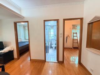 Causeway Bay - Lai Yuen Apartments 06