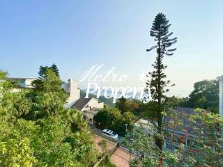The Peak - Mount Austin Estate 16