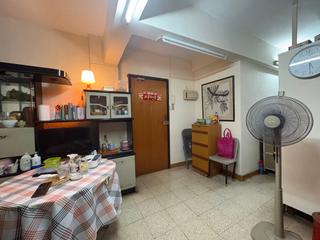Sai Ying Pun - 220, Queen's Road West 02