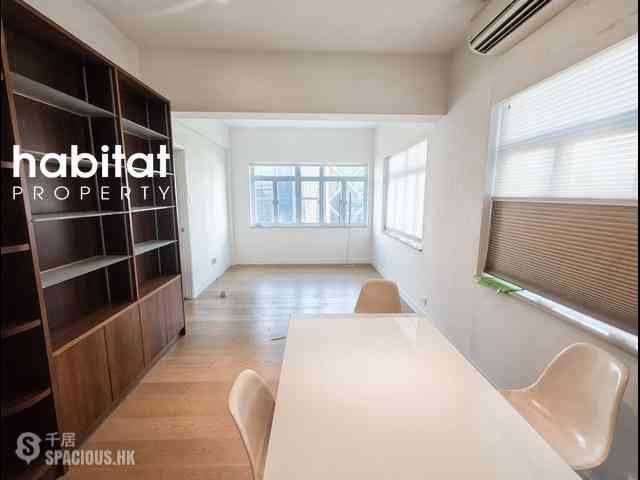Mid Levels Central - Mackenny Court 03