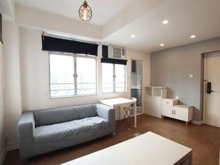 Wan Chai - Vincent Mansion 04