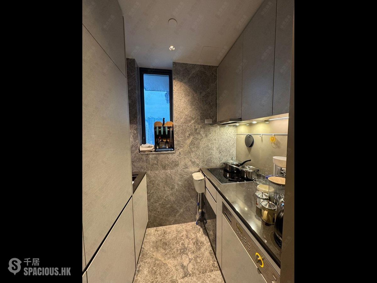 Sai Ying Pun - 15 Western Street 01