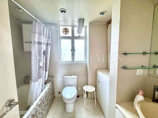 Happy Valley - 24-26, King Kwong Street 03