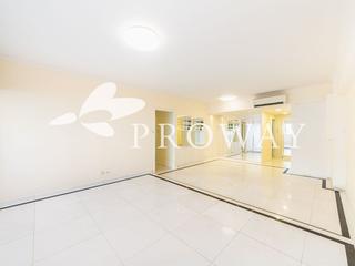 Mid Levels West - Realty Gardens Vienna Court (Block 5) 03