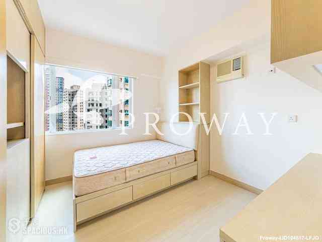 Mid Levels West - Realty Gardens Vienna Court (Block 5) 08