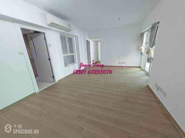 Soho - Centrestage 08