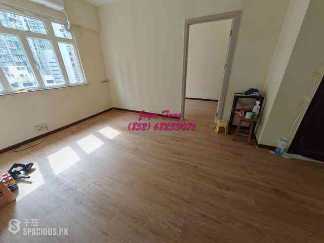 Mid Levels Central - Carlos Court 03