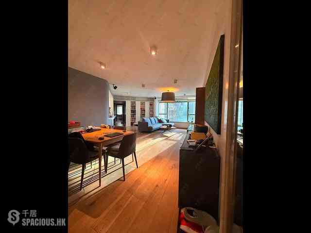 Mid Levels Central - Robinson Place 03