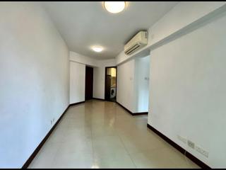 Kennedy Town - The Merton Tower 2 03